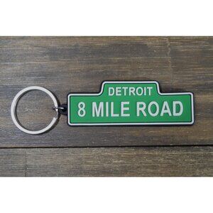 8 Mile Detroit Keychain Bag Tag Rubber Street Sign Pull Focus